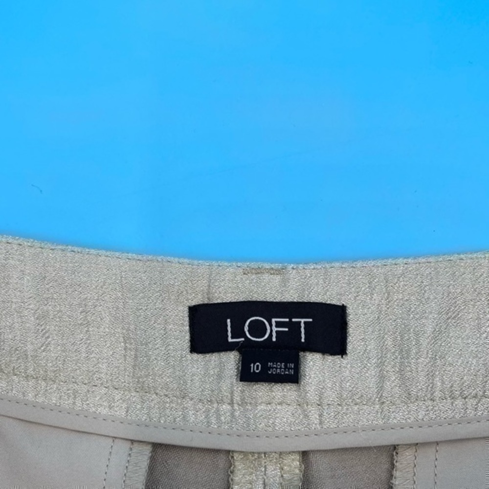 LOFT Shorts - Picture 3 of 3